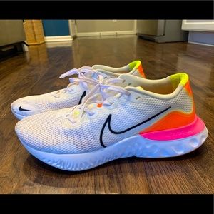 Nike Men’s Renew Run Running Shoes, Size 11.5